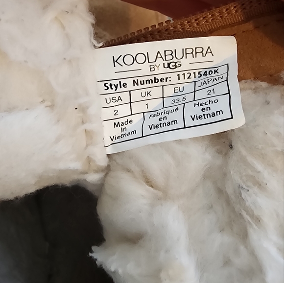 Koolaburra by UGG Kids - Lotta Short Boot - Picture 10 of 10